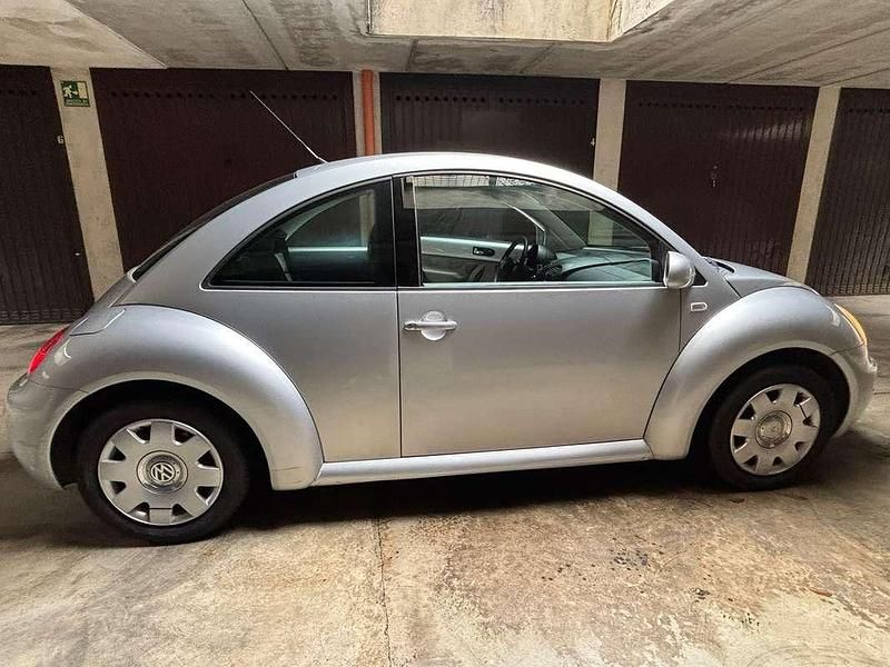 Usata VW New Beetle 102 CV (75 kW) 2003 Utilitaria