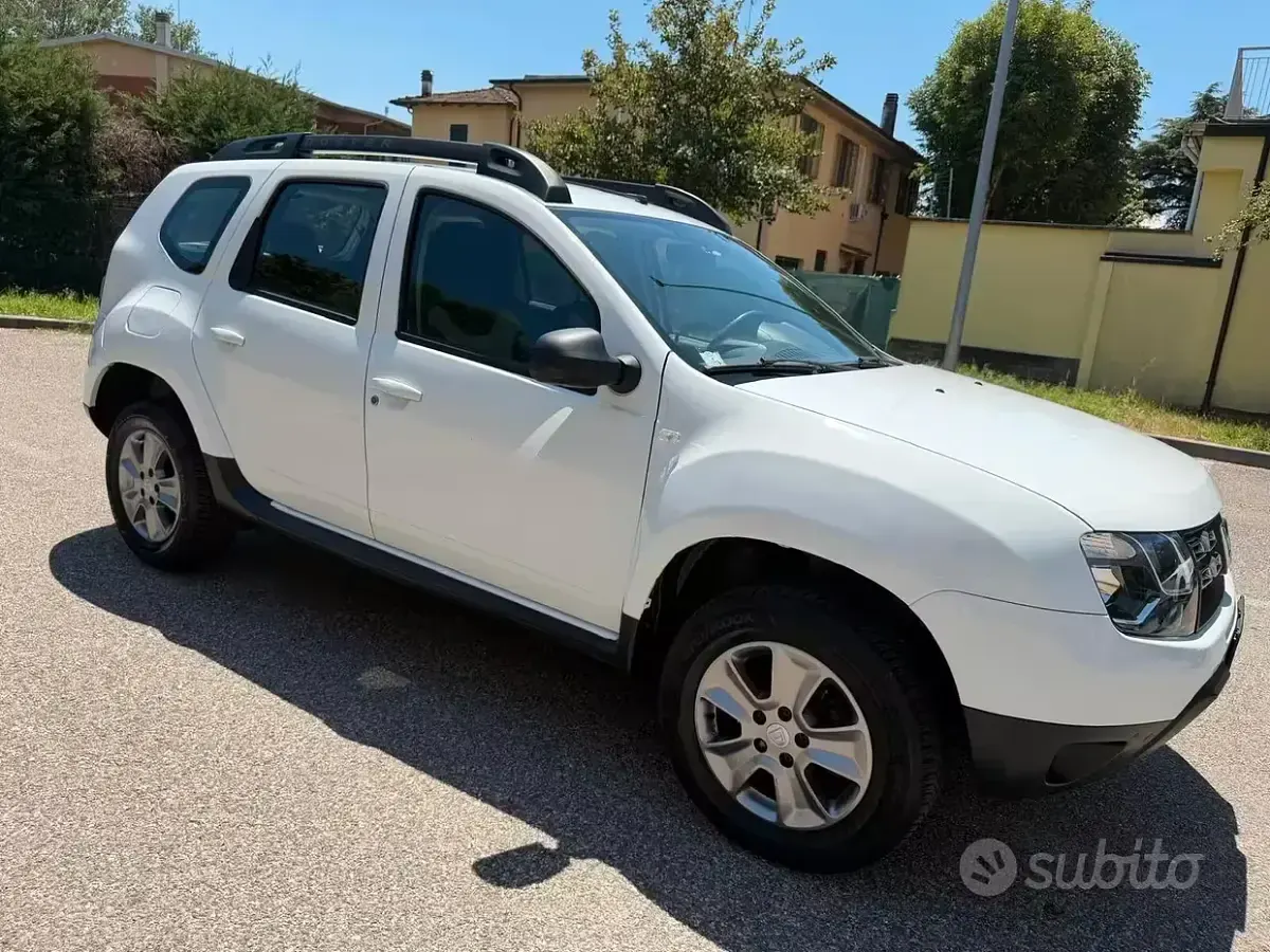 Usata Dacia Duster 109 CV (80 kW) 2017 Bianco SUV