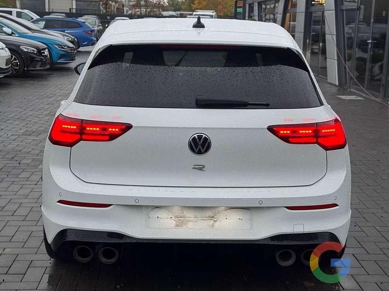 Usata VW Golf VIII R 333 CV (244 kW) 2023 Bianco Utilitaria