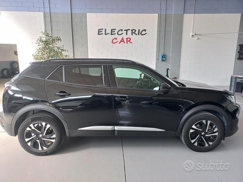 Usata Peugeot 2008 Allure 131 CV (96 kW) 2021 Nero SUV
