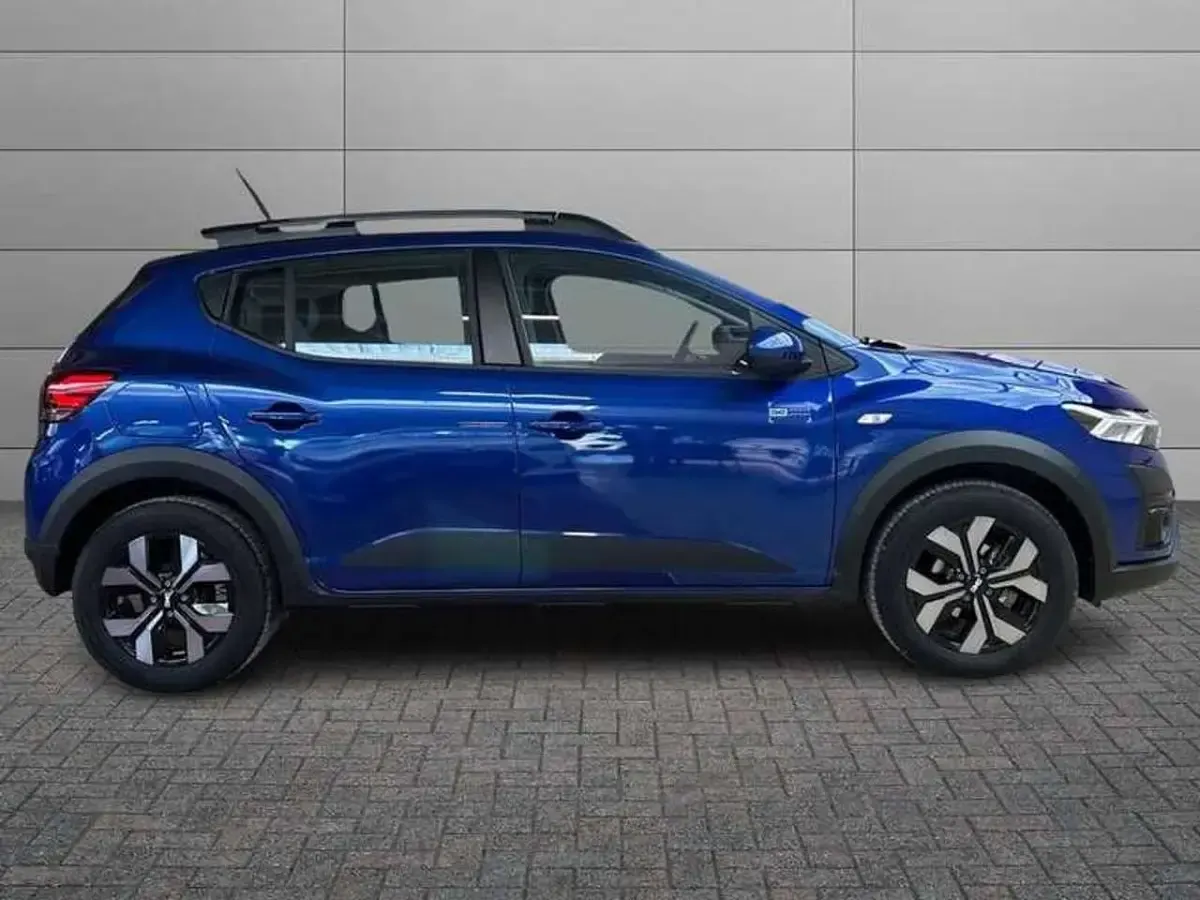 Usata Dacia Sandero Expression 101 CV (74 kW) 2025 Other Utilitaria