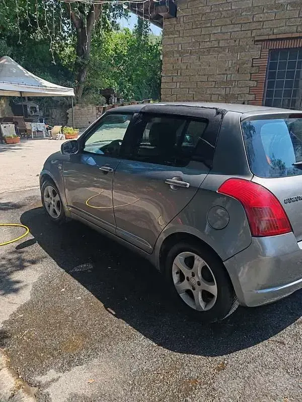 Usata Suzuki Swift GLX 69 CV (50 kW) 2006 Utilitaria