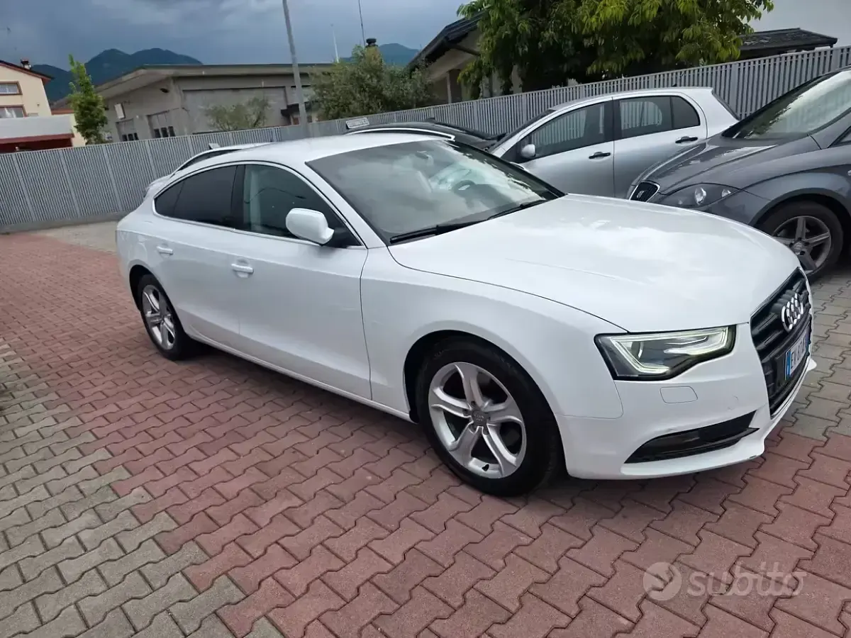 Usata Audi A5 150 CV (110 kW) 2014 Bianco Coupé