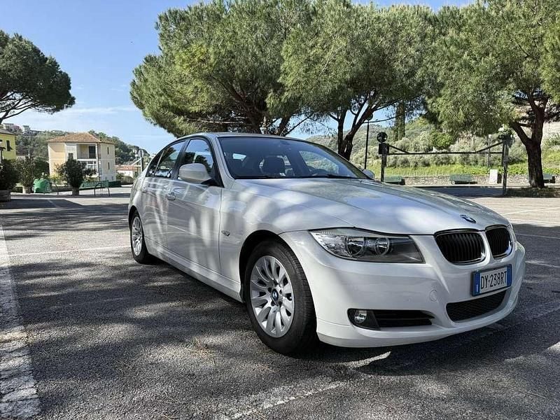 Usata BMW 318 143 CV (105 kW) 2009 Berlina
