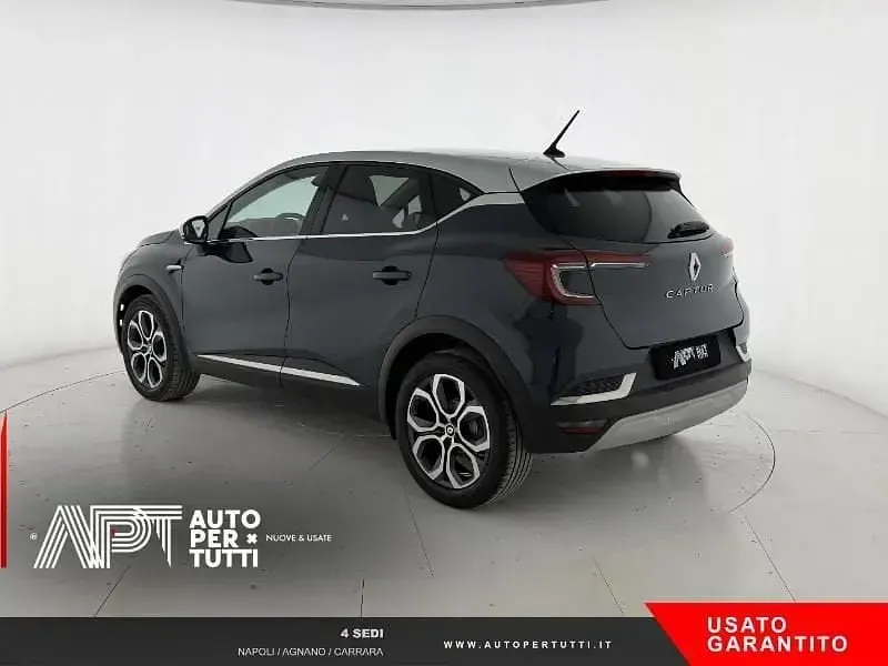 Usata Renault Captur Techno 101 CV (74 kW) 2022 Nero SUV