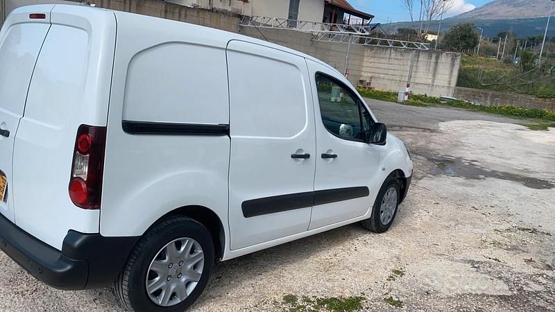 Usata Citroën Berlingo Seduction 92 CV (67 kW) 2014 Bianco Monovolume