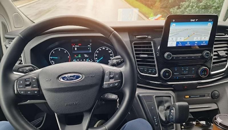 Usata Ford Tourneo Custom Titanium 173 CV (127 kW) 2025 Bronzo Furgone