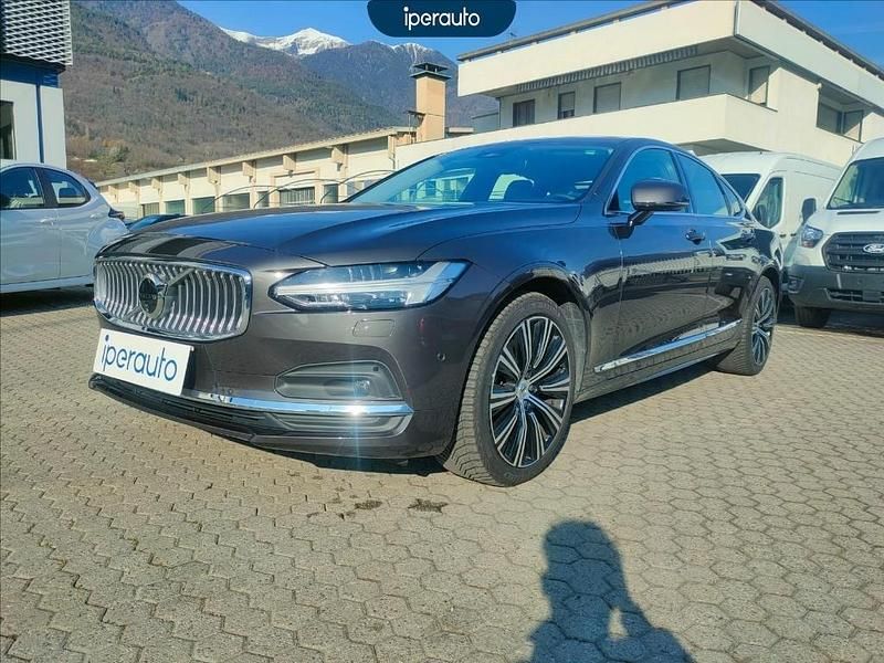 Usata Volvo S90 Plus 235 CV (172 kW) 2025 Grigio Berlina