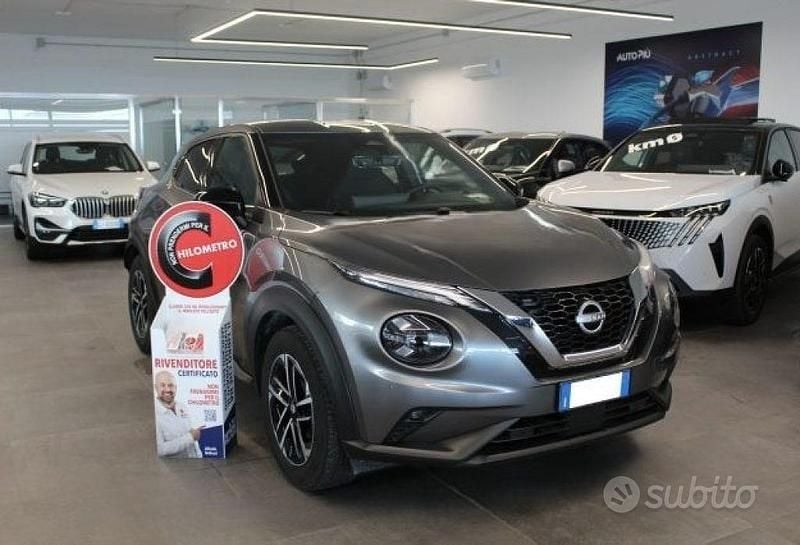 Dark metal grey Usata 2025 Nissan Juke N-Connecta SUV | 19.800 € (Buon prezzo) - Immagine 1/4