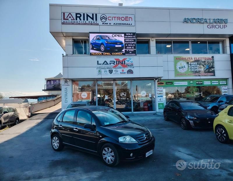 Nero Usata 2009 Citroën C3 Exclusive Tre volumi | 4500 € (Molto cara) - Immagine 1/4