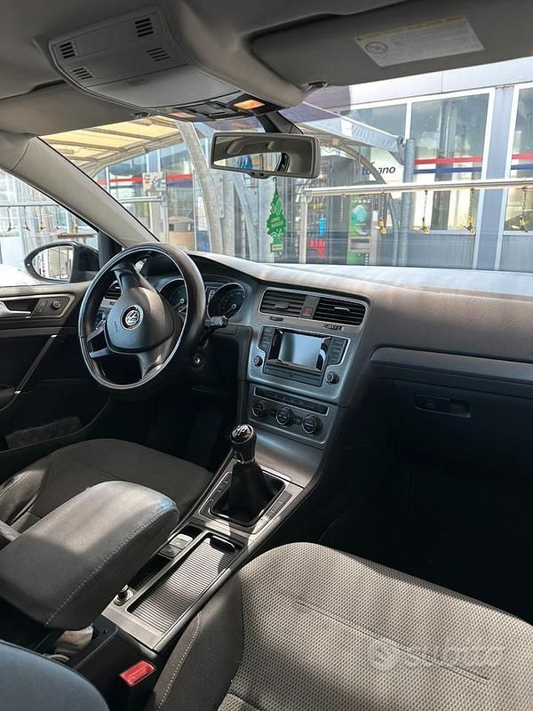 Usata VW Golf VII 110 CV (80 kW) 2013 Nero Berlina