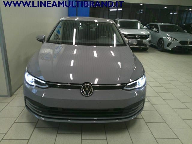 Usata VW Golf VIII Life 150 CV (110 kW) 2020 Grigio