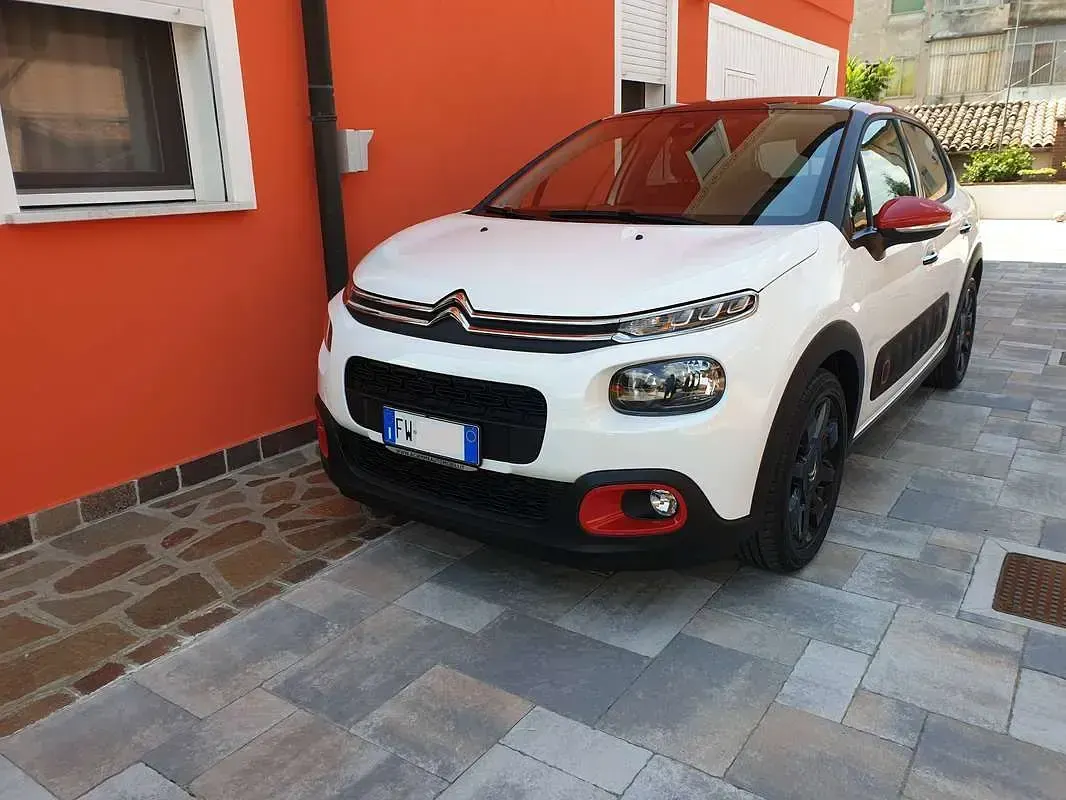 Usata Citroën C3 PureTech 82 CV (60 kW) 2019 Bianco Utilitaria