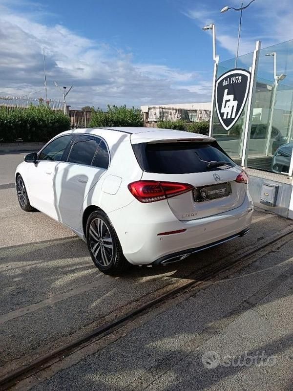 Usata Mercedes A180 116 CV (85 kW) 2020 Bianco Berlina