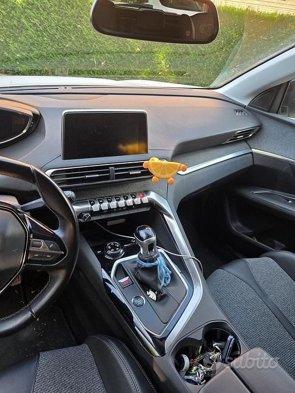 Usata Peugeot 3008 156 CV (114 kW) 2019 Bianco SUV