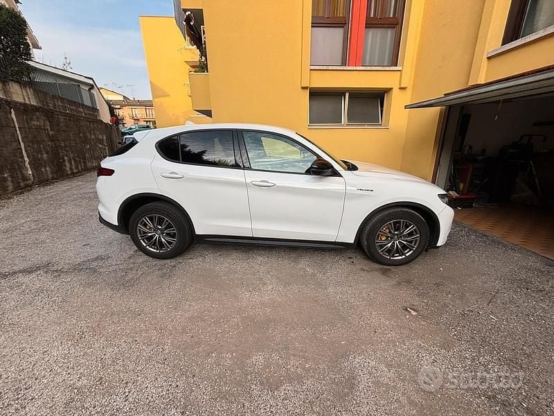Usata Alfa Romeo Stelvio 160 CV (117 kW) 2021 Bianco SUV