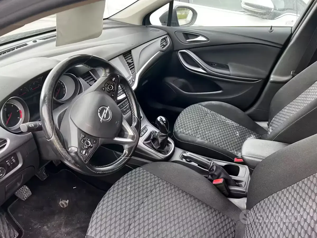 Usata Opel Astra 110 CV (80 kW) 2016 Grigio Station wagon