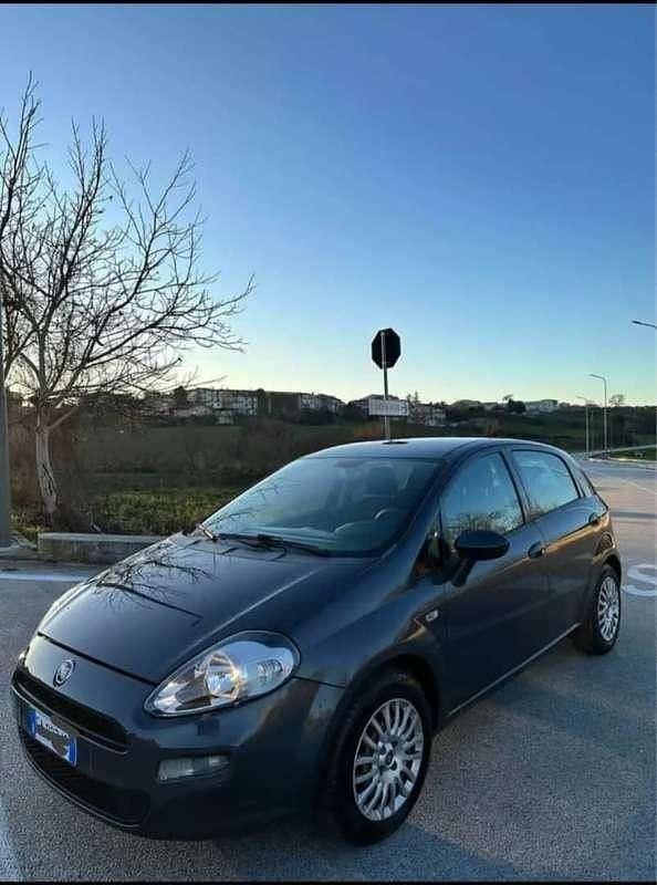Usata Fiat Punto Evo 65 CV (47 kW) 2005 Utilitaria