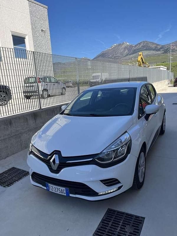 Usata Renault Clio IV Intens 75 CV (55 kW) 2019 Other Berlina