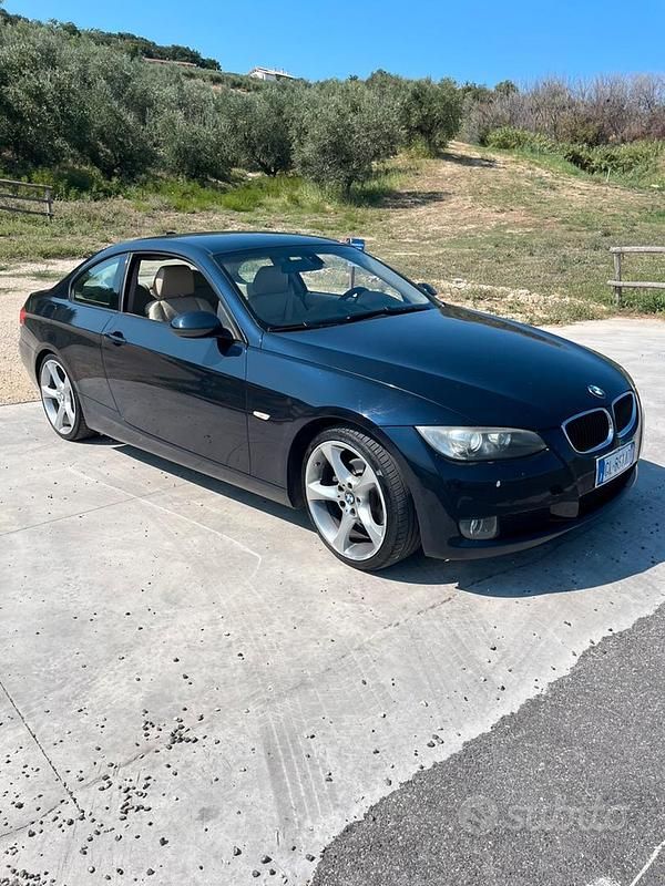 Usata BMW 320 2008 Blu Coupé