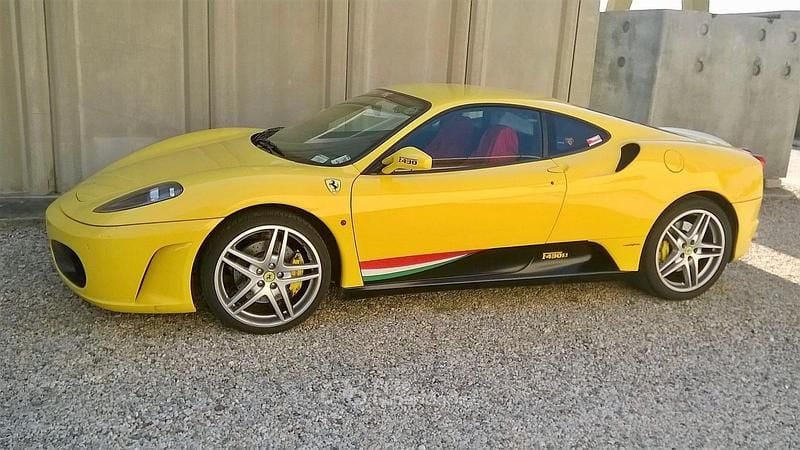 Usata Ferrari F430 489 CV (359 kW) 2007 Giallo Coupé
