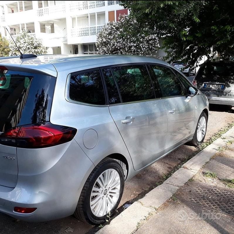 Usata Opel Zafira Tourer Cosmo 140 CV (102 kW) 2016 Monovolume