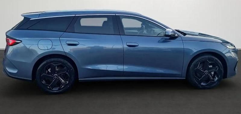 Nuova BYD Seal Boost 184 CV (135 kW) 2026 Atlentis blue Station wagon
