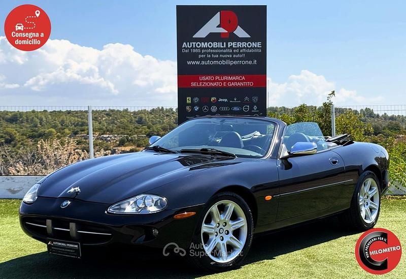 Nero Usata 1999 Jaguar XK Cabrio | 23.500 € - Immagine 1/4