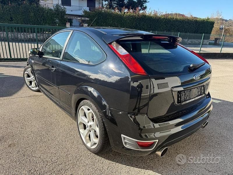 Usata Ford Focus ST 225 CV (165 kW) 2006 Nero Coupé