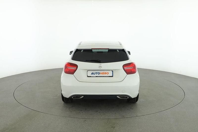 Usata Mercedes A160 90 CV (66 kW) 2016 Bianco Berlina