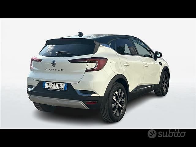 Usata Renault Captur Techno 140 CV (102 kW) 2023 Bianco SUV