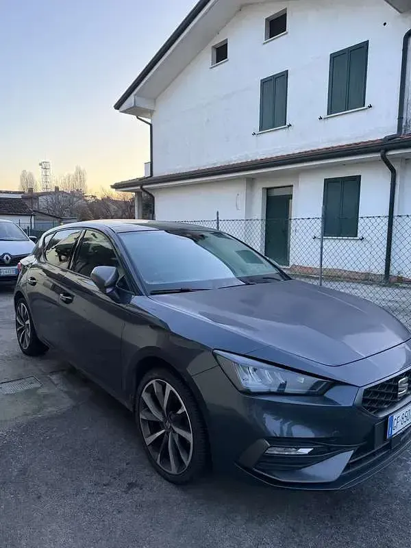Usata Seat Leon FR 131 CV (96 kW) 2021 Berlina