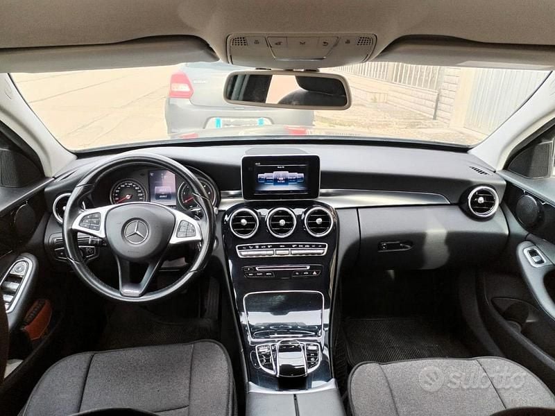 Usata Mercedes C220 170 CV (125 kW) 2014 Nero Berlina