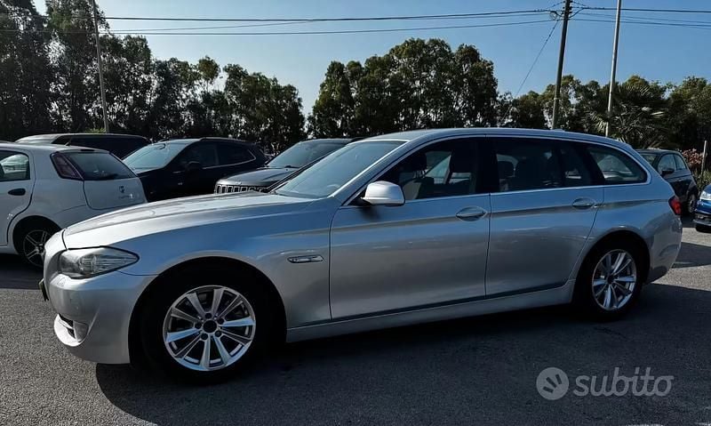 Begagnad BMW 520 Efficient Dynamics 184 HK (135 kW) 2012 Grå Kombi