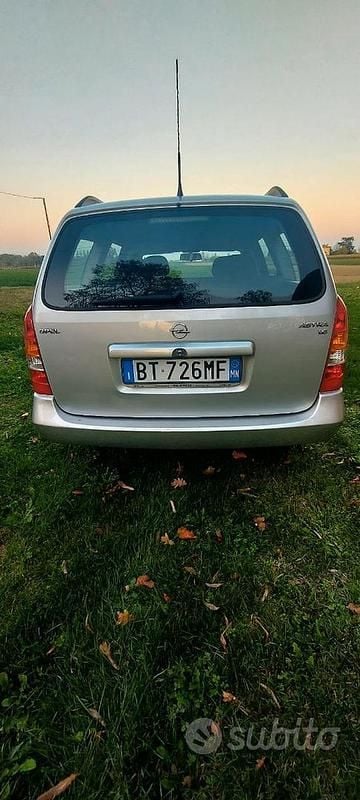 Usata Opel Astra 101 CV (74 kW) 2002 Grigio Station wagon