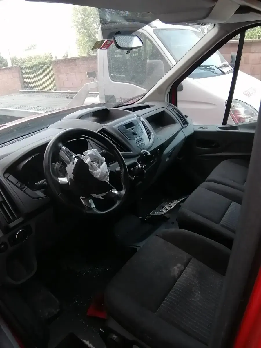 Usata Ford Transit 131 CV (96 kW) 2017 Rosso Furgone
