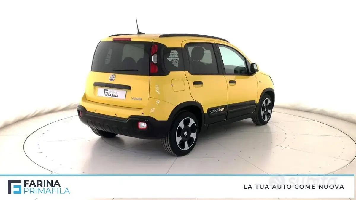 Nuova Fiat Panda Cross Cross 2025 Giallo Utilitaria