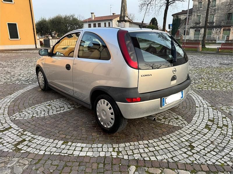 Usata Opel Corsa 2003 Grigio Utilitaria