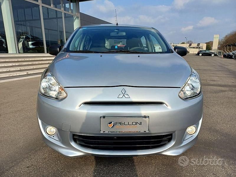 Usata Mitsubishi Space Star Invite 71 CV (52 kW) 2014 Grigio Monovolume