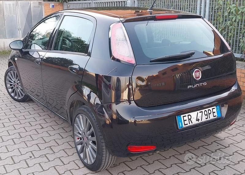 Usata Fiat Punto 70 CV (51 kW) 2013 Utilitaria