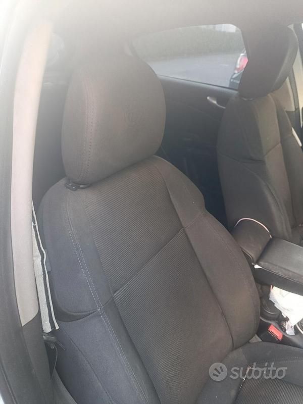 Usata Alfa Romeo Giulietta 109 CV (80 kW) 2011 Bianco Berlina