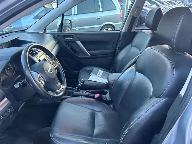 Usata Subaru Forester 146 CV (107 kW) 2013 Grigio SUV