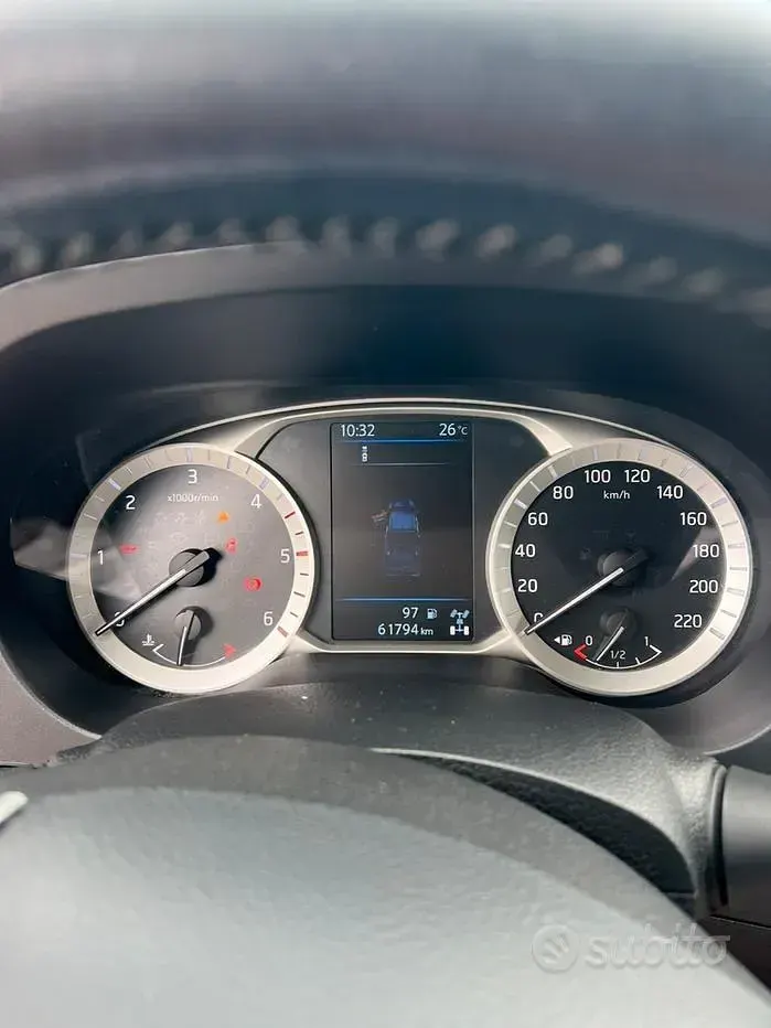 Usata Nissan Navara N-Guard 190 CV (139 kW) 2021 Nero Pick-up