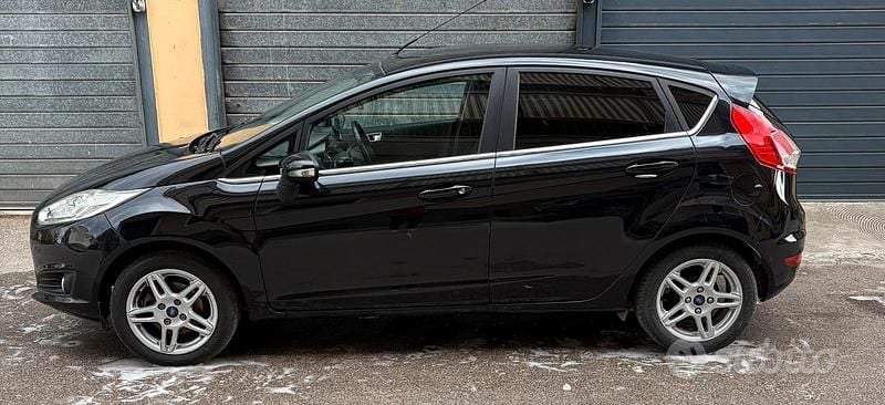 Usata Ford Fiesta Titanium 2013 Nero Utilitaria