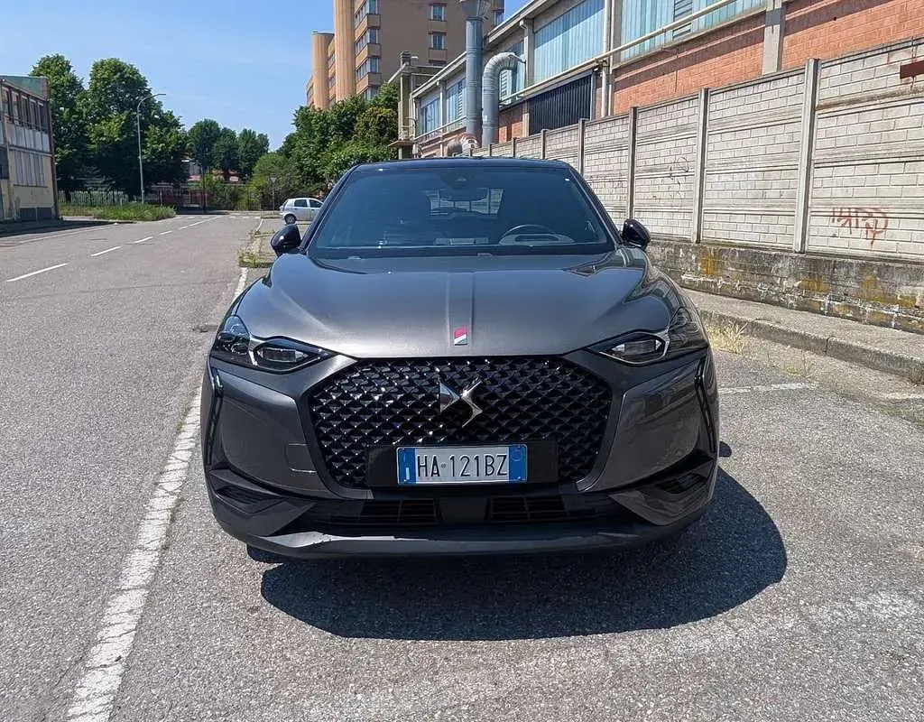 Usata DS Automobiles DS3 Crossback Performance 131 CV (96 kW) 2022 Grigio SUV