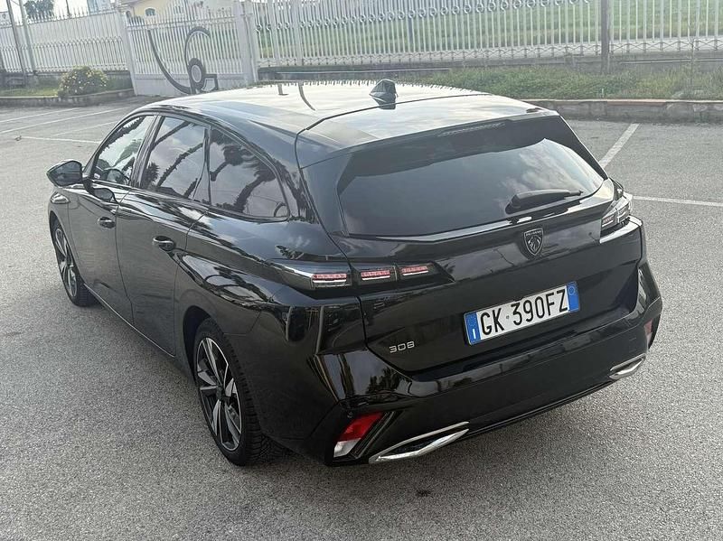 Usata Peugeot 308 SW Allure 131 CV (96 kW) 2022 Nero Station wagon