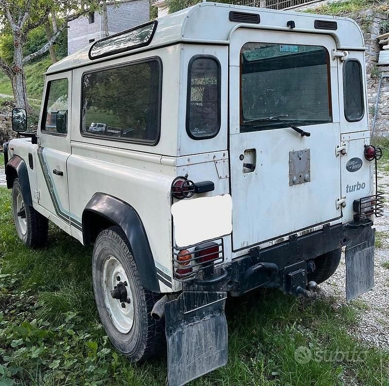 Usata Land Rover Defender 86 CV (63 kW) 1989 Bianco SUV