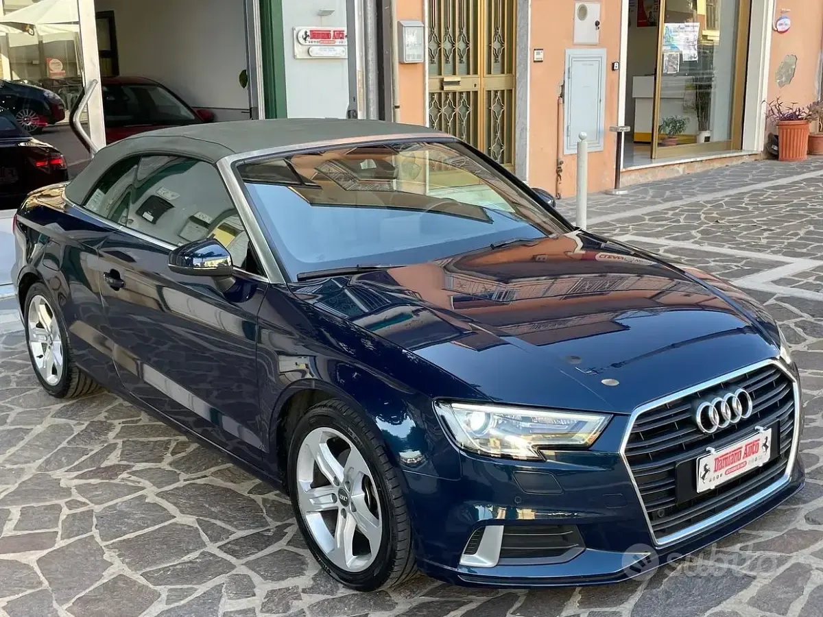 Usata Audi A3 Cabriolet Sport 150 CV (110 kW) 2017 Bluazzurro Cabrio