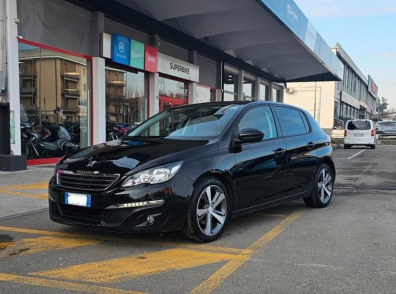Usata Peugeot 308 Business-Line 119 CV (87 kW) 2015 Nero Berlina