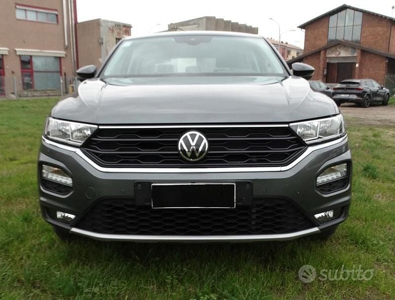 Usata VW T-Roc Style 150 CV (110 kW) 2020 Grigio SUV